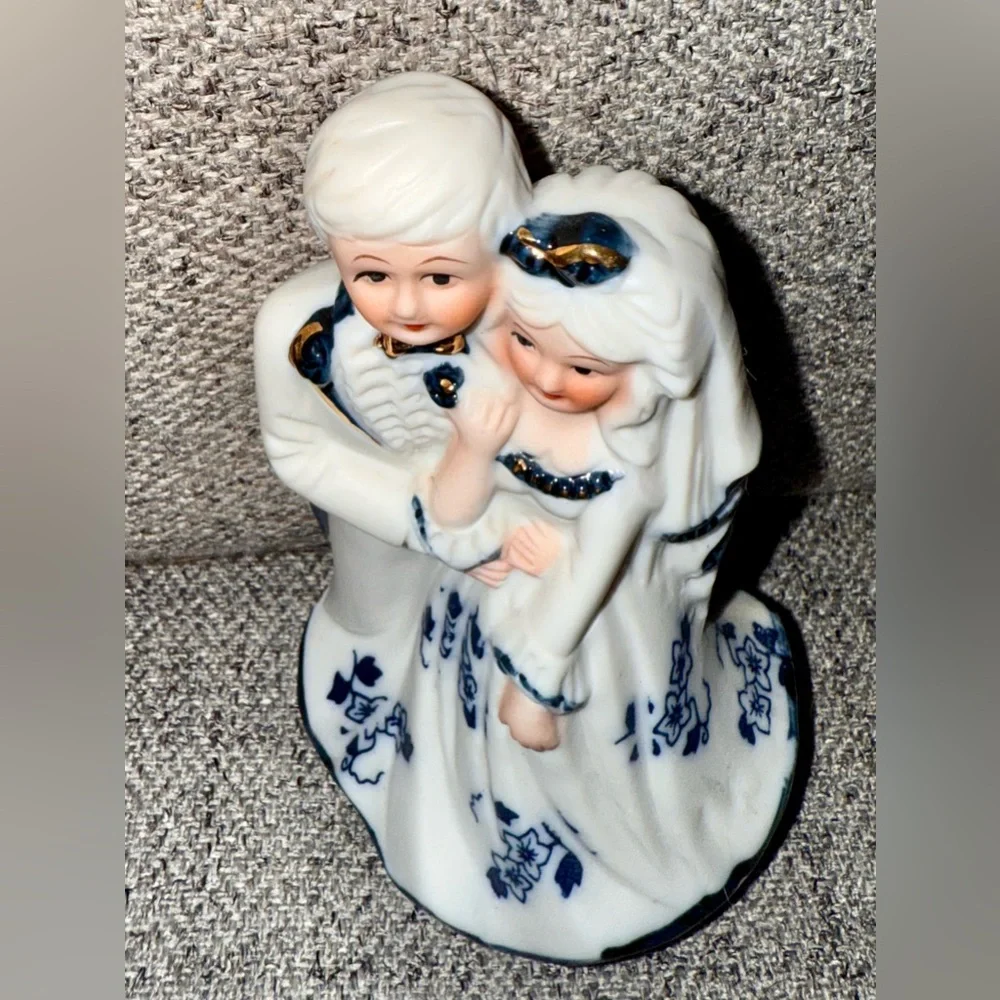 Porcelain Bride and Groom Figurine